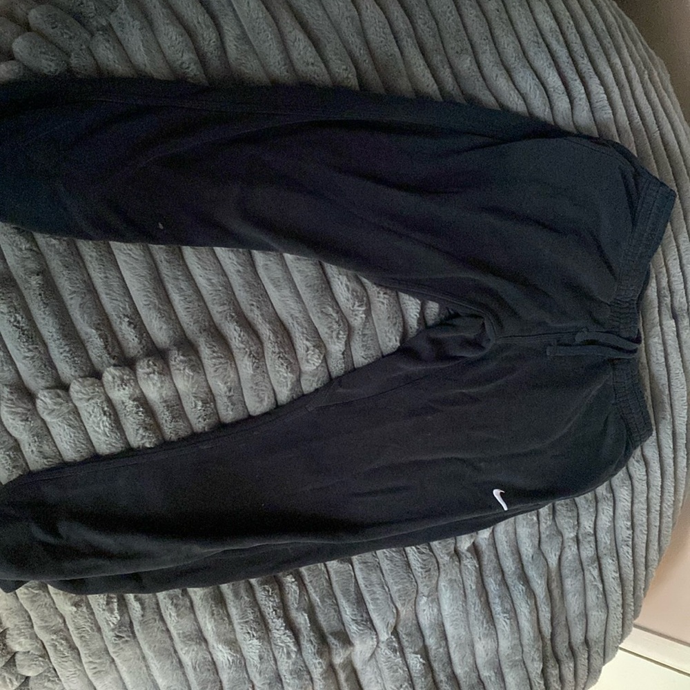 Men’s black Nike sweats
